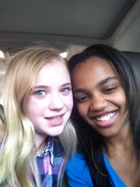 Sierra_McCormick_and_China_Anne_McClain_2